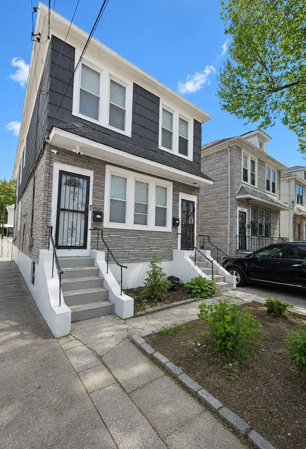 3682 Harper Ave, Bronx, NY 10466-5907