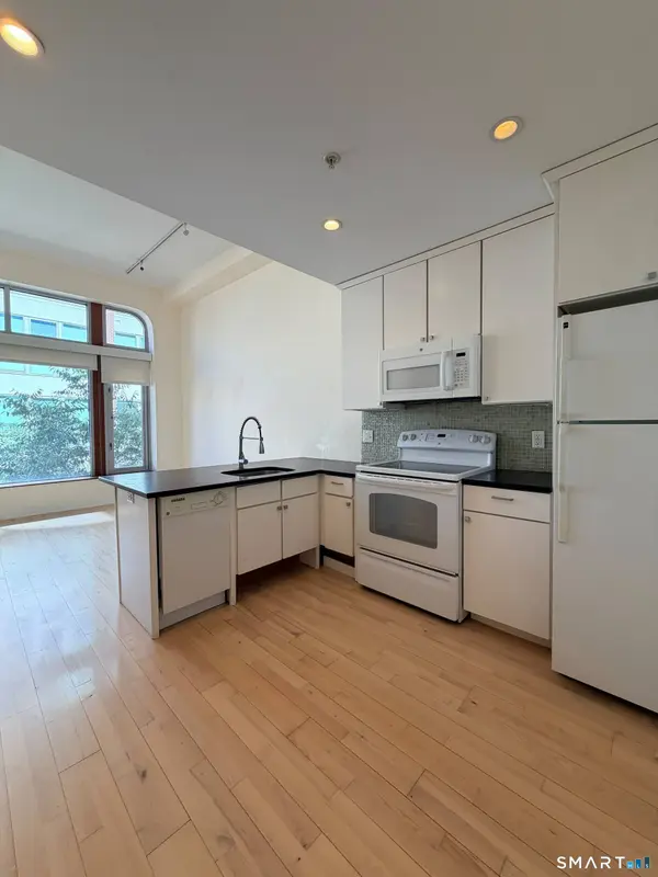 804 Chapel Street #203, New Haven, CT 06510