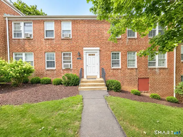 29 Clarmore Drive #2A