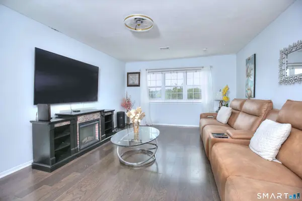 50 Greenhouse Road #57D, Bridgeport, CT 06606