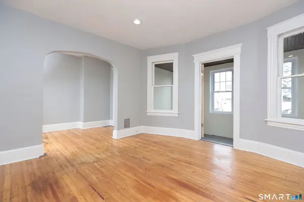 41-43-45 Taft Avenue, Bridgeport, CT 06606