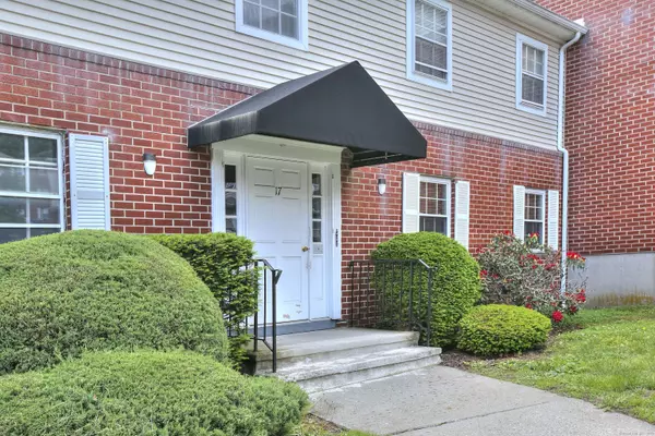 50 Greenhouse Road #17A, Bridgeport, CT 06606