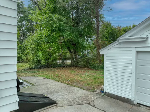 1599 Chapel Street, New Haven, CT 06511