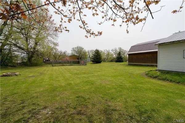 9910 Maple AVE, Copenhagen, NY 13626