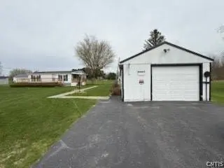 23662 Fetterly RD, Dexter, NY 13634