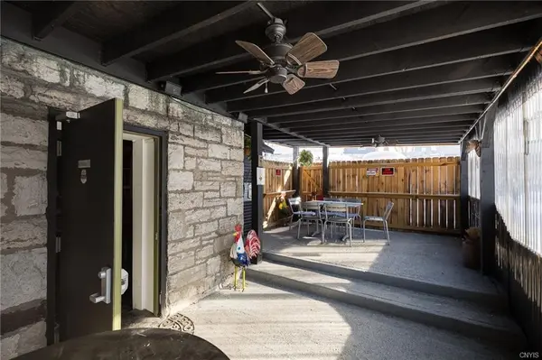 545 Arsenal St, Watertown, NY 13601-2435