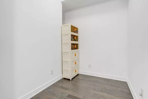 9191 Yonge ST #Sw502, Richmond Hill, ON L4C 1E2