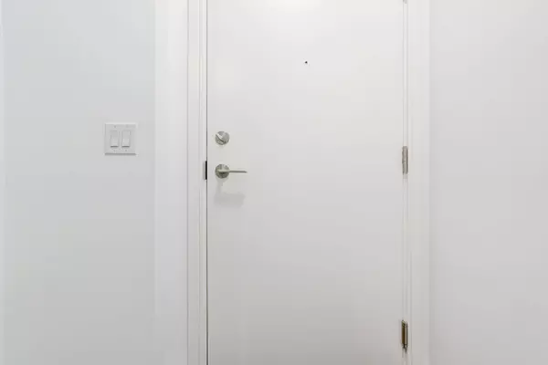 9191 Yonge ST #Sw502, Richmond Hill, ON L4C 1E2