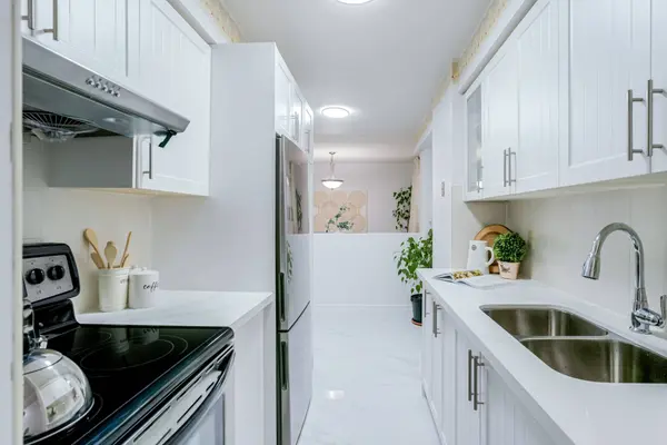 142 Greenbrae Circuit, Toronto E09, ON M1H 1R3