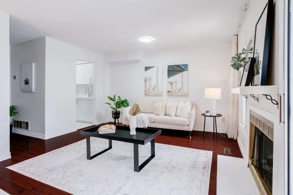 142 Greenbrae Circuit, Toronto E09, ON M1H 1R3