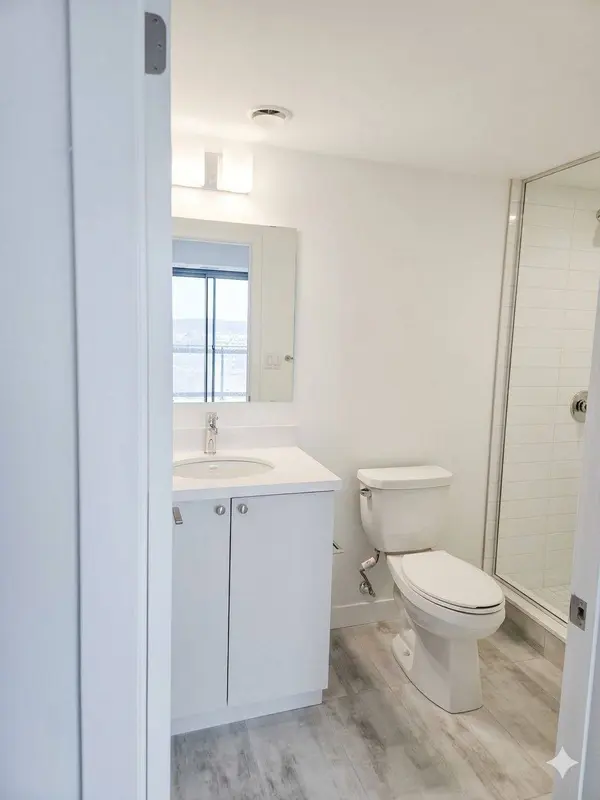 51 Clarington BLVD #1214, Clarington, ON L1C 7J8