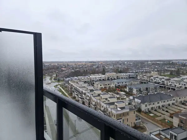 51 Clarington BLVD #1214, Clarington, ON L1C 7J8