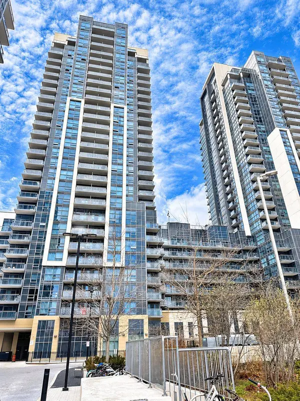 20 Meadowglen PL #2201, Toronto E09, ON M1G 0A8