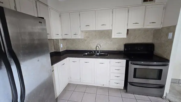 207 Galloway RD #804, Toronto E10, ON M1E 4X3
