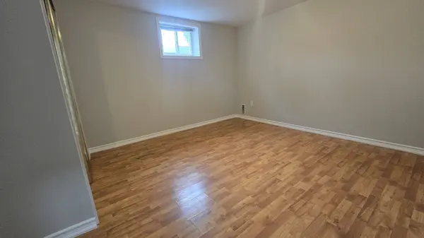 120 Valley Vista DR, Vaughan, ON L6A 0Z3