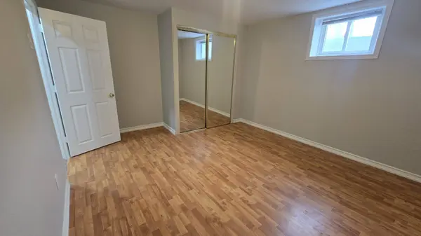 120 Valley Vista DR, Vaughan, ON L6A 0Z3