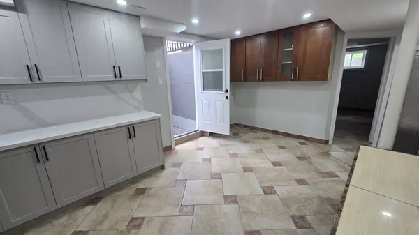 120 Valley Vista DR, Vaughan, ON L6A 0Z3