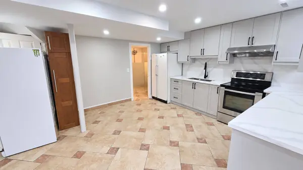 120 Valley Vista DR, Vaughan, ON L6A 0Z3