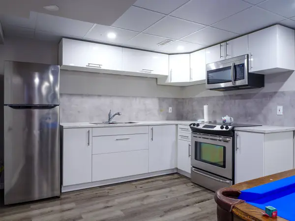 495 Bristol RD #B (lower), Newmarket, ON L3Y 6T4