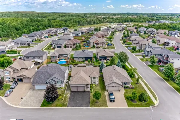 8 Alliston St, Greater Sudbury, ON P3B 0B3