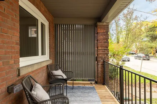 18 Thurston Rd, Toronto, ON M4S 2V7