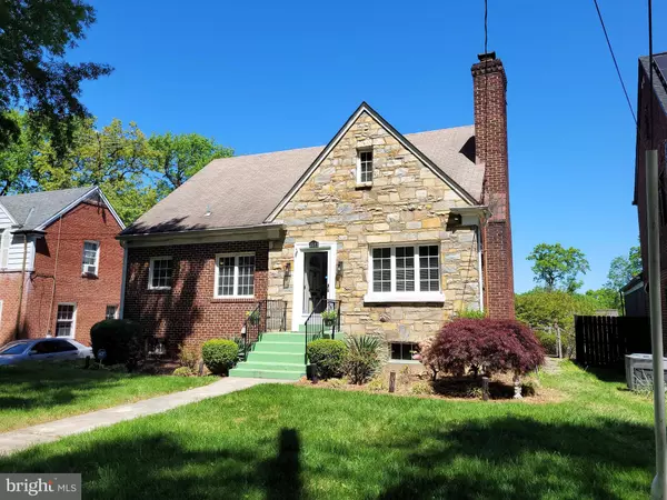 3512 CARPENTER ST SE, Washington, DC 20020