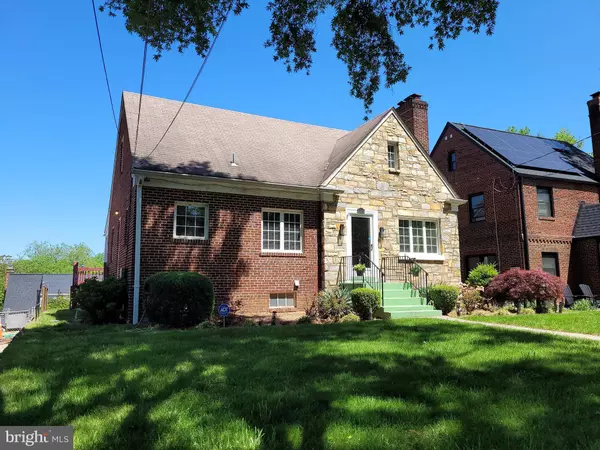 3512 CARPENTER ST SE, Washington, DC 20020