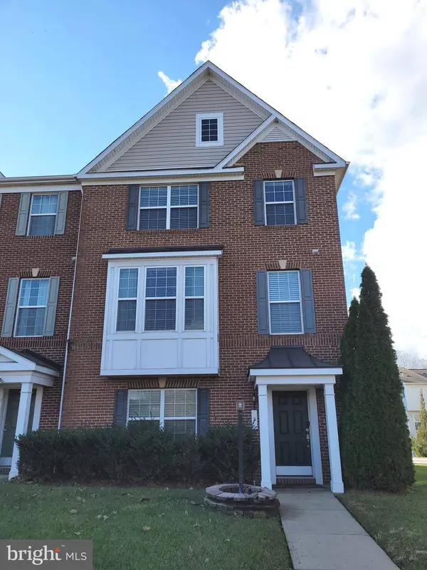 8 CINDY LN, Capitol Heights, MD 20743