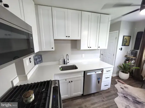 910 HIGHVIEW DR, Capitol Heights, MD 20743