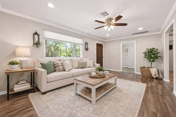 1619 Ashway ST, Conroe, TX 77385