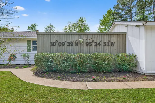 1619 Ashway ST, Conroe, TX 77385