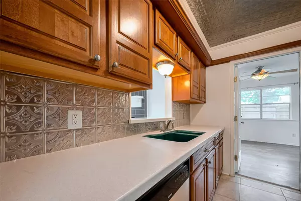 11926 Osage Park DR, Houston, TX 77065