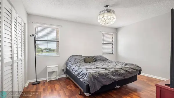 328 NW 103rd Ter  #328, Pembroke Pines, FL 33026