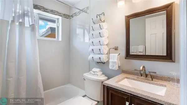 1433 SW 48th Ave, Fort Lauderdale, FL 33317