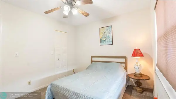 9750 Sunrise Lakes Blvd  #302, Sunrise, FL 33322