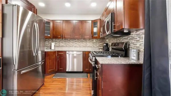 1433 SW 48th Ave, Fort Lauderdale, FL 33317