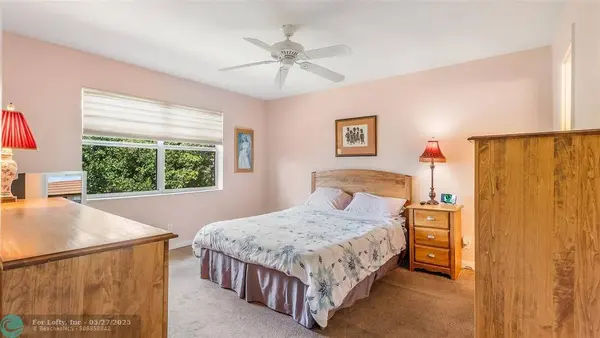 9750 Sunrise Lakes Blvd  #302, Sunrise, FL 33322