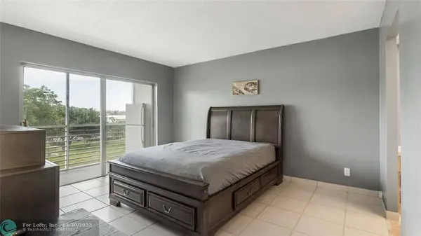 2309 Park Ln  #202, Hollywood, FL 33021