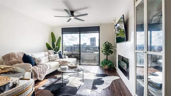 500 Three Islands Blvd #604, Hallandale Beach, FL 33009