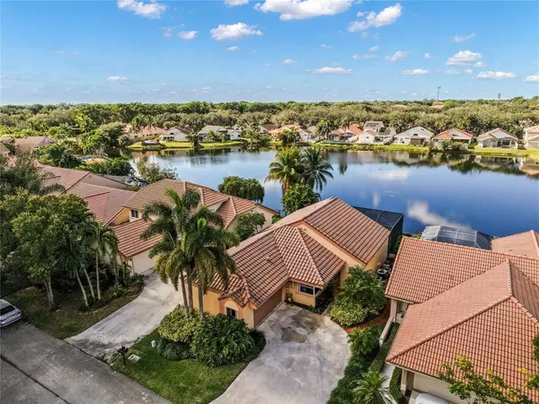 1859 NW 96th Ave, Plantation, FL 33322