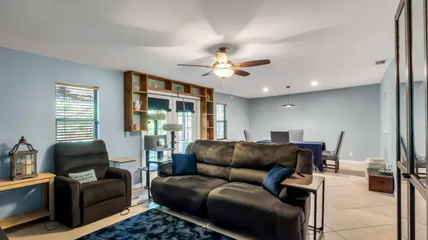 5298 2nd RD, Lake Worth, FL 33467