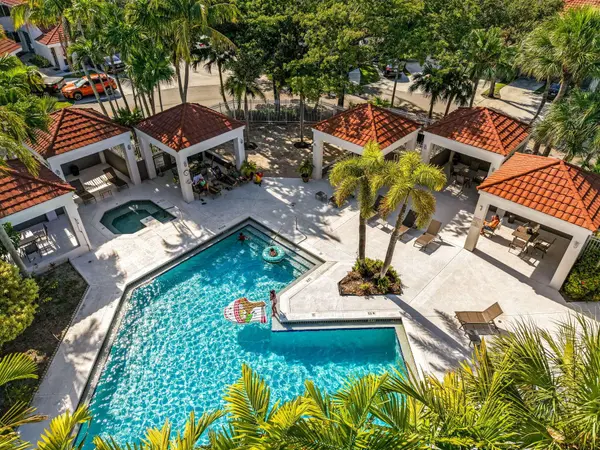 9265 NW 9TH CT, Plantation, FL 33324