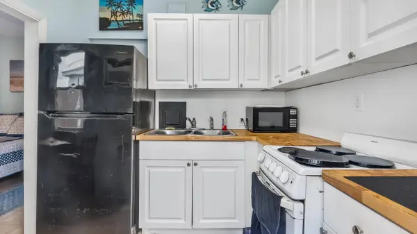 1637 Taft ST, Hollywood, FL 33020