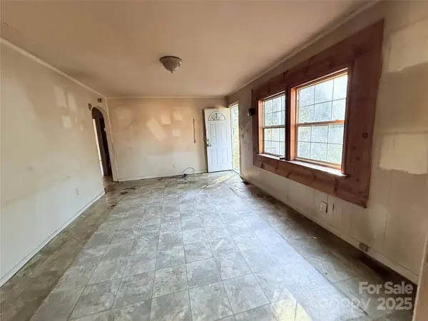 560 6th ST, Chester, SC 29706