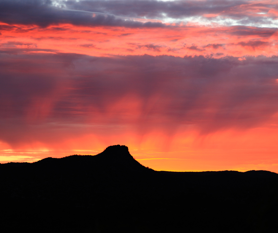Arizona Mountains at sunset covered in gorgeous colors