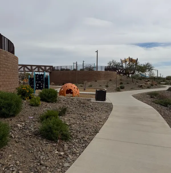 I’m Moving to the Phoenix Area. Should I Live in Mesa, Gilbert or Queen Creek?