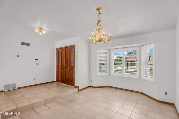 3402 E Fairfield Street, Mesa, AZ 85213