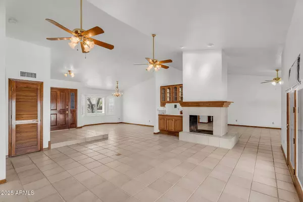 3402 E Fairfield Street, Mesa, AZ 85213