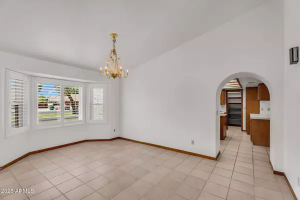 3402 E Fairfield Street, Mesa, AZ 85213