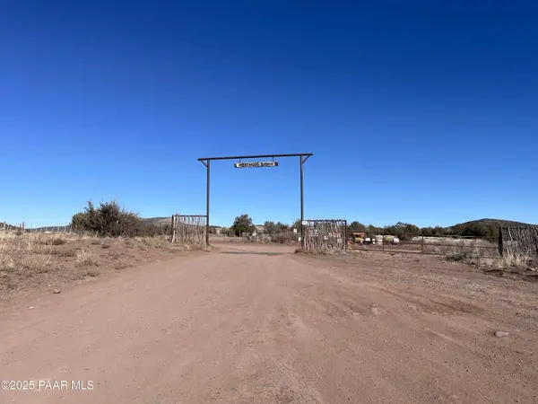 Xxxx Cattle DR, Williams, AZ 86046